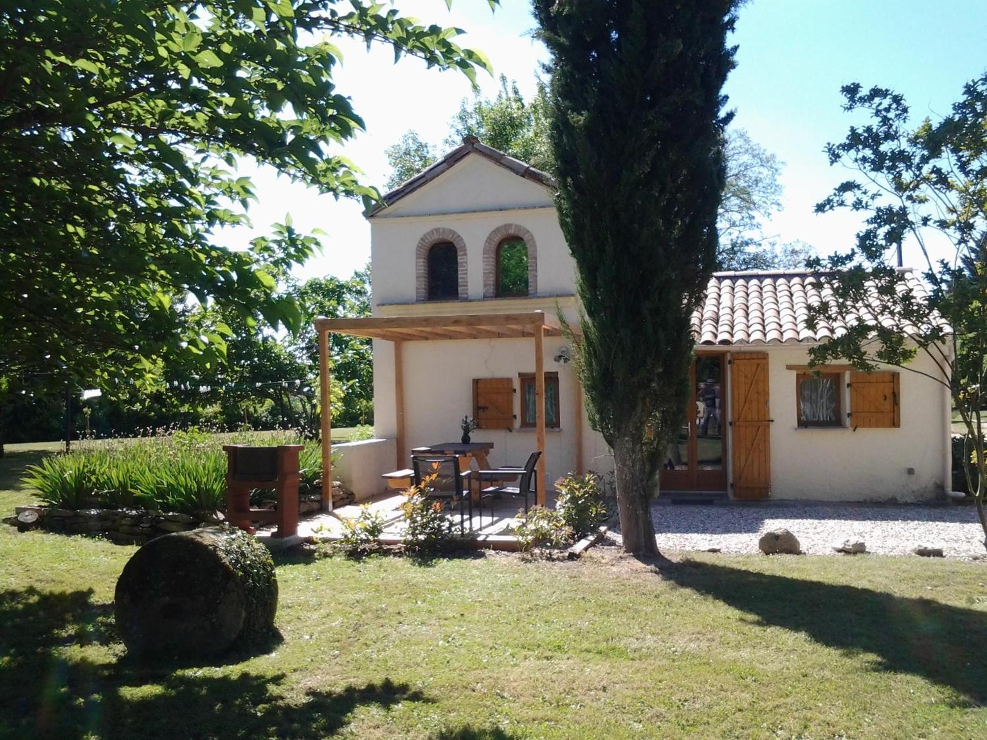 La Forestiere Pigeonnier Monclar-de-Quercy Bagian luar foto
